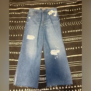 🌵 NWT Kenzie wide leg ankle jeans 🌵